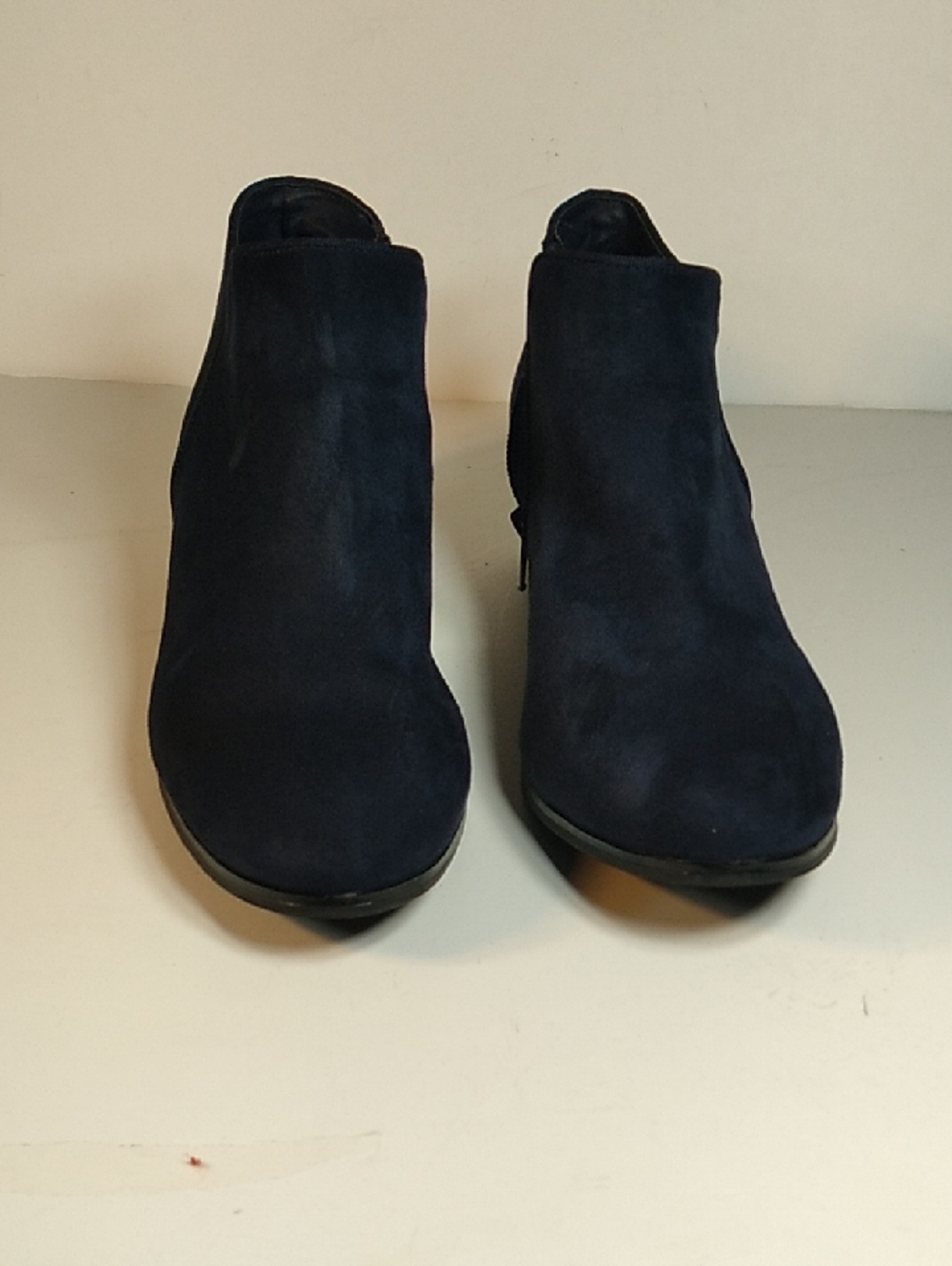 Style And COMPANY  Women’s Navy Suede Ankle Boots SIZE 9.5M.
